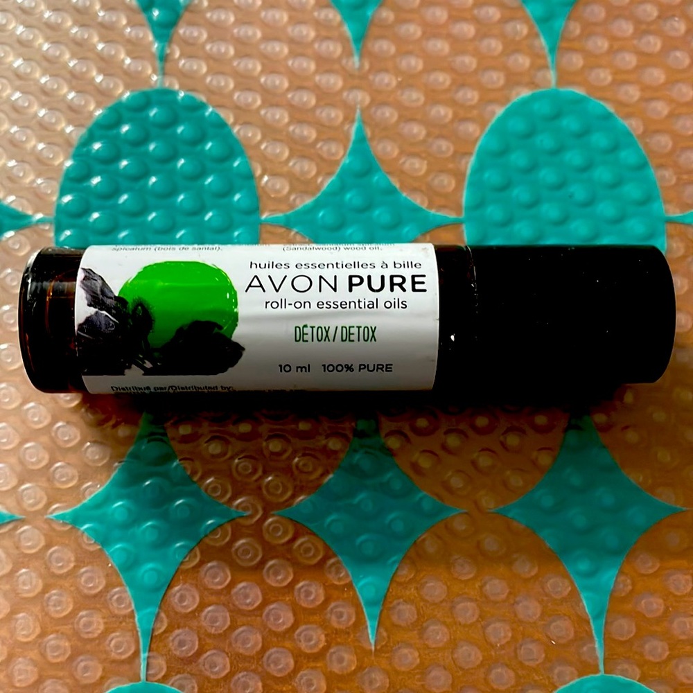 Brand New Sealed. Avon Pure Roll On Essential Oils. $15
